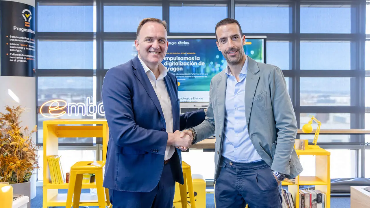F&eacute;lix Gil, CEO de Integra y Etien Aldea, director de Negocio y Marketing de Embou