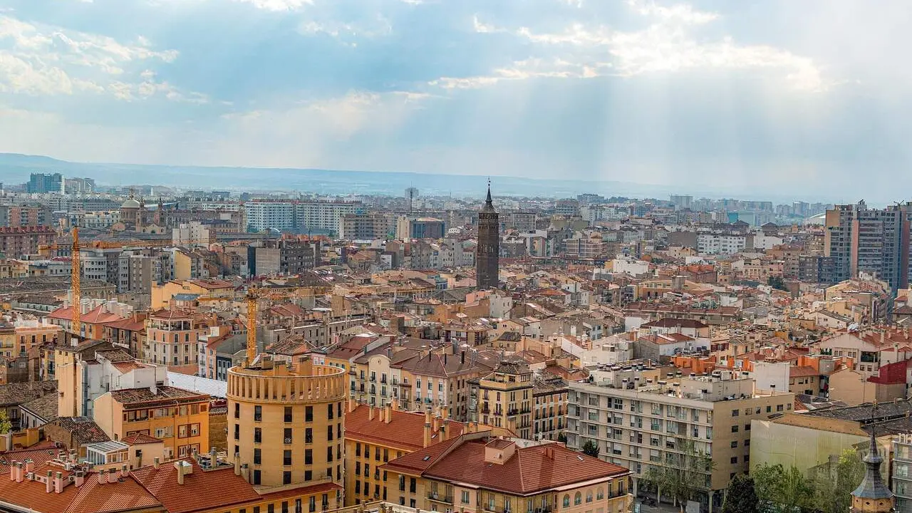 La cuarta ciudad de Espa&ntilde;a y sus vistas desde las alturas / HOY ARAG&Oacute;N