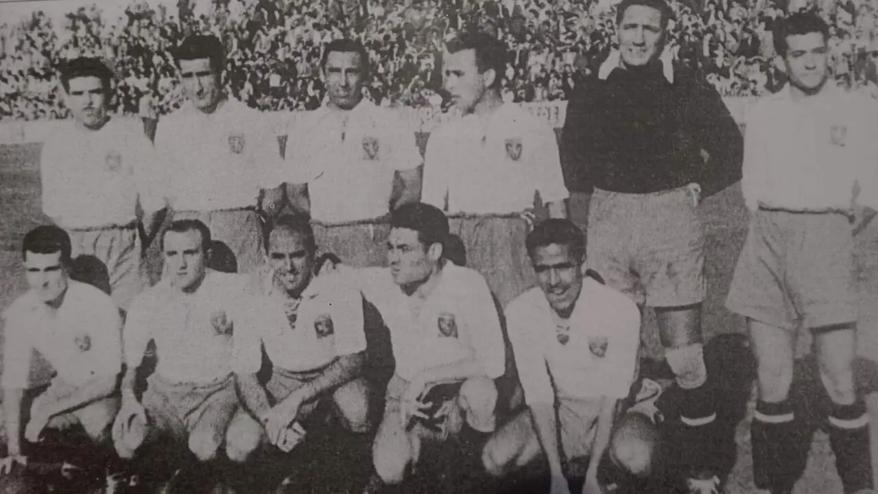 El Real Zaragoza de los a&ntilde;os 40 lleg&oacute; a bajar a Tercera Divisi&oacute;n tras a&ntilde;os de penurias con una Guerra Civil y una posguerra previas / Real Zaragoza