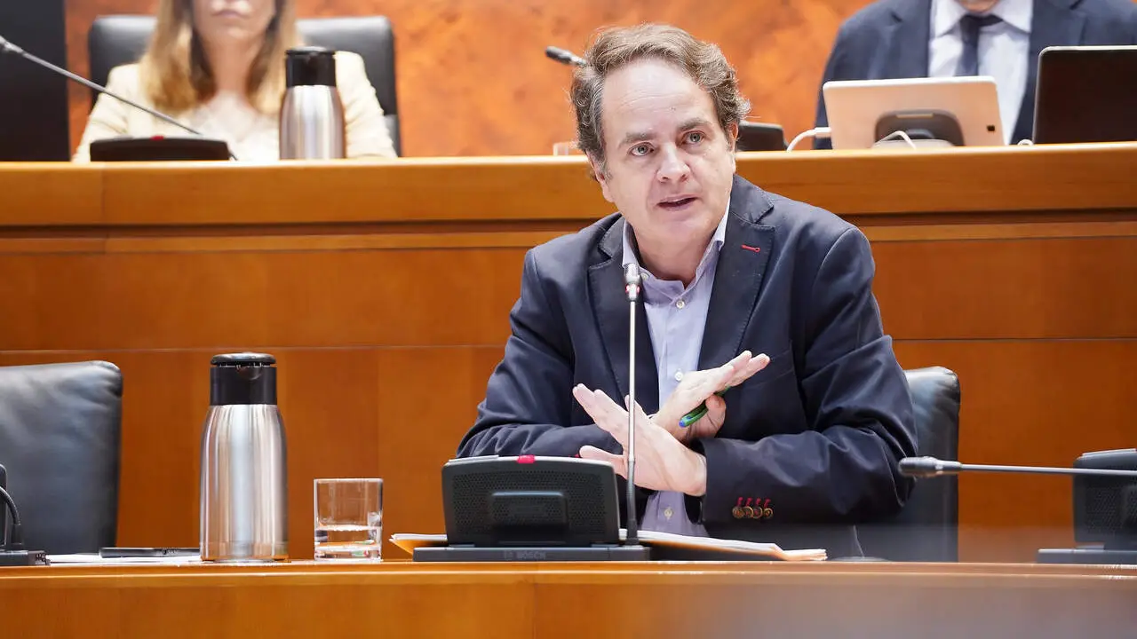 El consejero de Hacienda del Gobierno de Arag&oacute;n, Roberto Berm&uacute;dez de Castro / CA