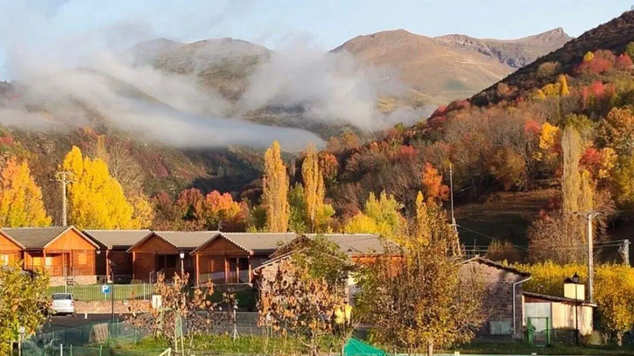 Camping Laspa&uacute;les / RRSS