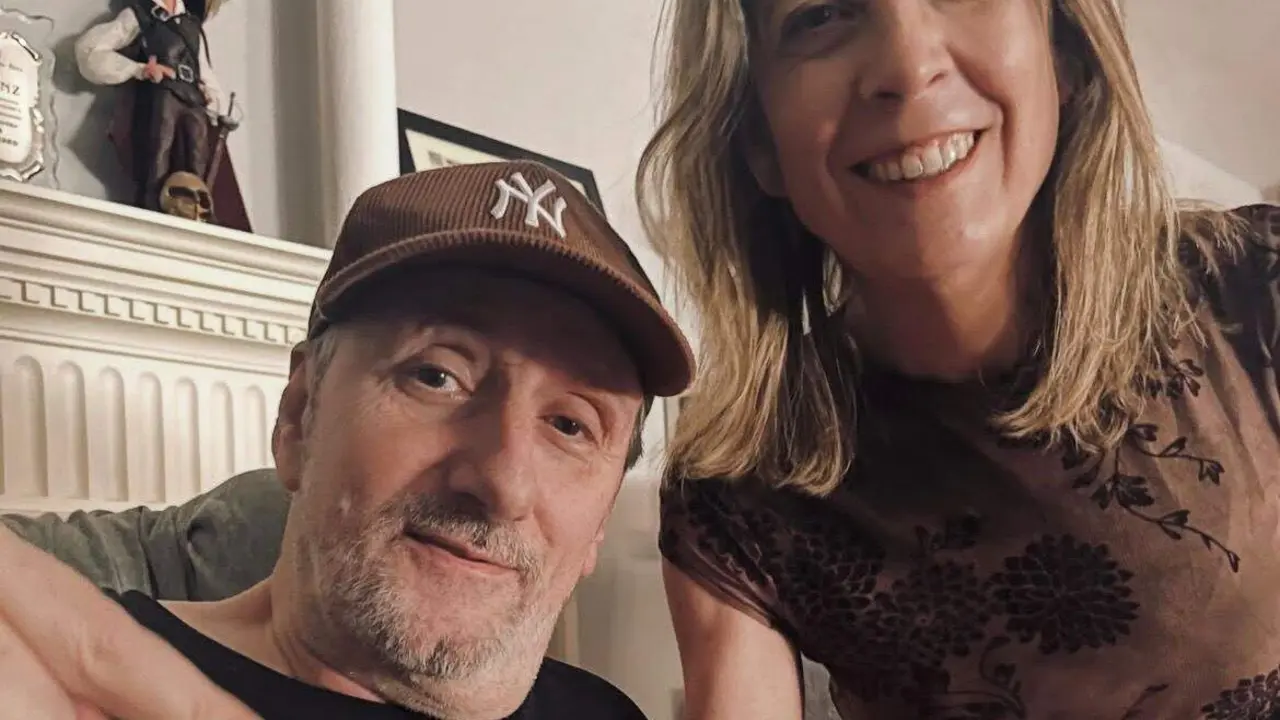 El actor Jos&eacute; Luis Gil, junto a su hija, Irene Gil, en la &uacute;ltima foto publicada por ella en redes sociales / RRSS