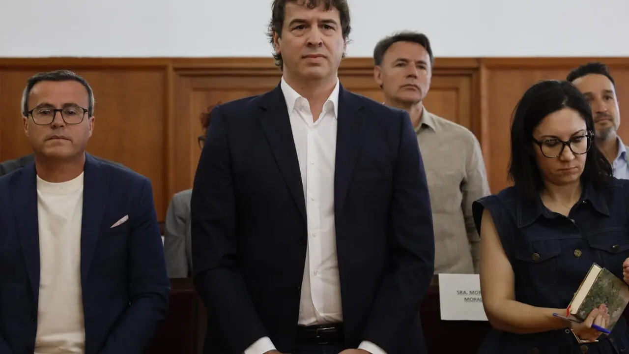 El hermando de Pedro S&aacute;nchez durante la primera sesi&oacute;n del juicio. / Europa Press