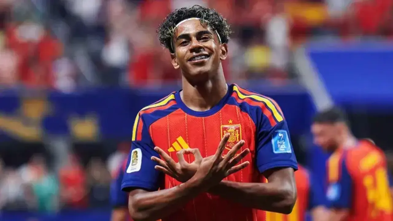 Lamine Yamal en el partido ante Arabia Saud&iacute;. Angel Mart&iacute;nez | EFE