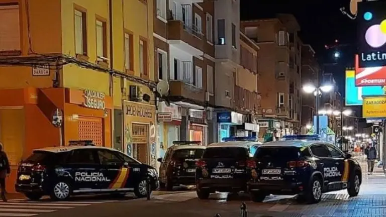 Imagen de otra intervenci&oacute;n policial reciente en Zaragoza /H.A.