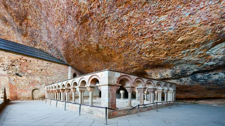 San Juan de la Pe&ntilde;a, cuna del Reino de Arag&oacute;n / Turismo de Arag&oacute;n