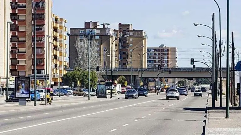 La avenida Catalu&ntilde;a, una de las grandes zonas de expansi&oacute;n de Zaragoza / HA
