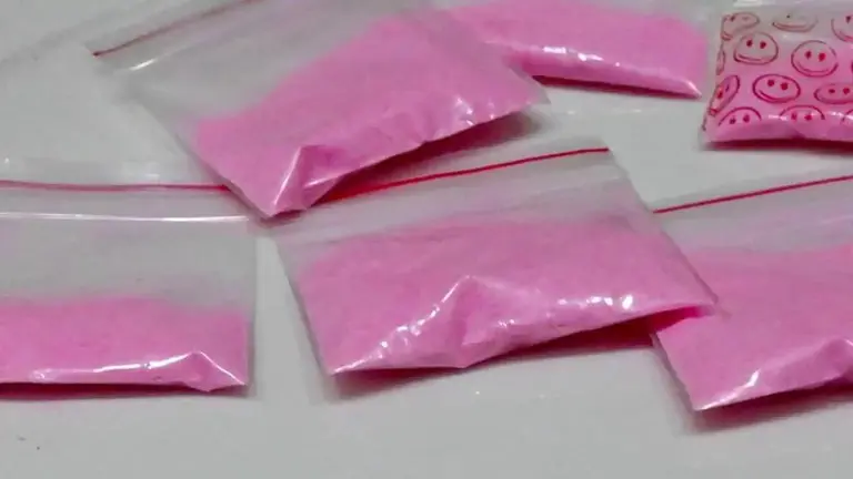 La coca&iacute;na rosa o 'tusi' es una mezcla de sustancias como la ketamina o el &eacute;xtasis