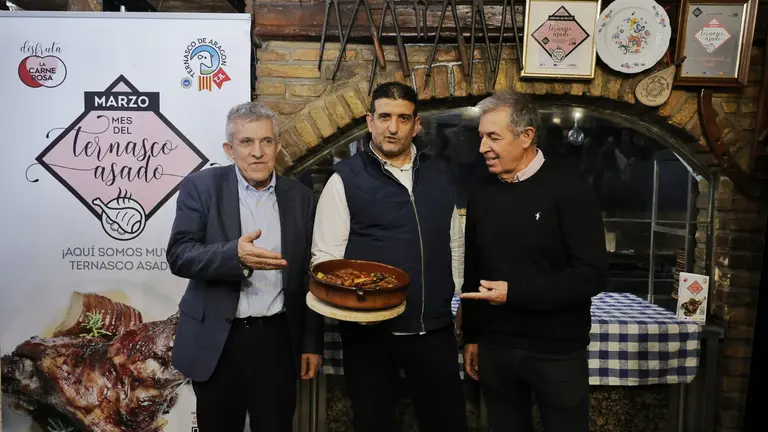 Presentaci&oacute;n del Mes del Ternasco de Arag&oacute;n asado 2024 en el restaurante El Fuelle. / CEDIDA