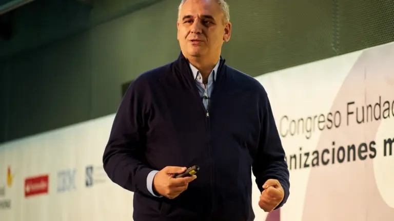 Carlos Barrab&eacute;s / Fundaci&oacute;n M&aacute;s Humano