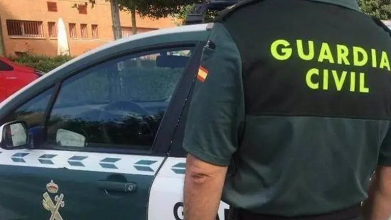 Agente de la Guardia Civil / E.P.