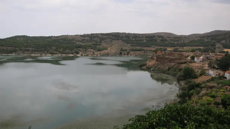 Uno de los embalses de la Cuenca del Ebro / E.P.
