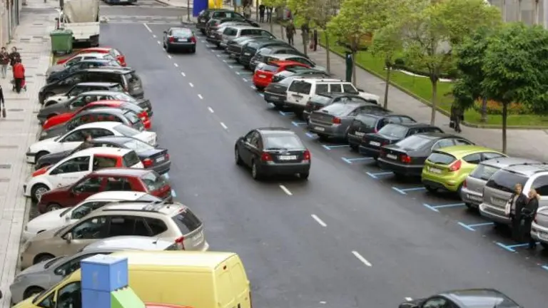 No hay en el reglamento una norma espec&iacute;fica sobre la reserva de sitios de aparcamiento