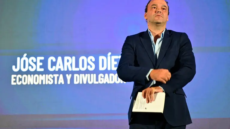 Jos&eacute; Carlos D&iacute;ez en los Premios Cotizar