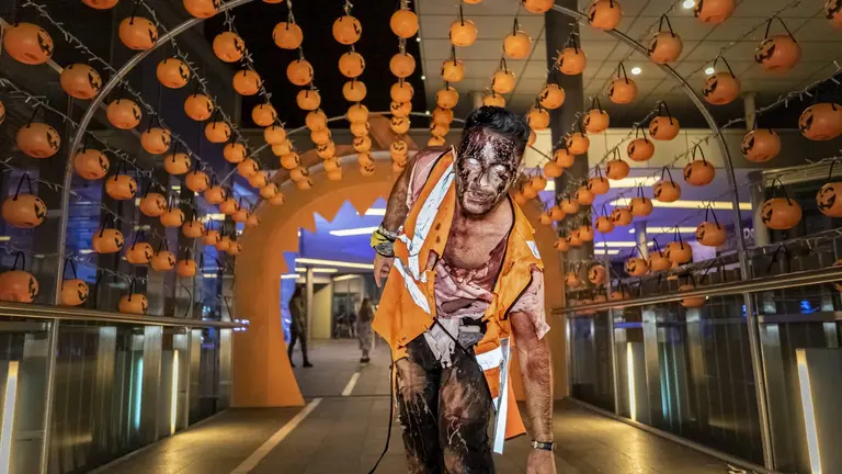 La &lsquo;Survival Zombie Night&rsquo; de Puerto Venecia