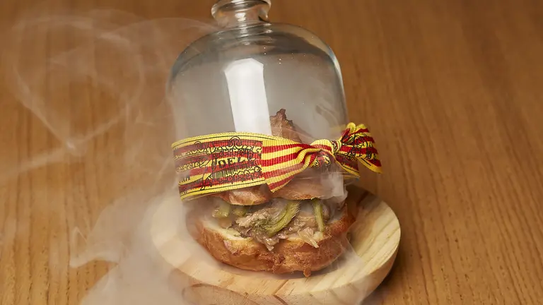 Bu&ntilde;uelo de cierzo (Bocca Mediterranean Food)