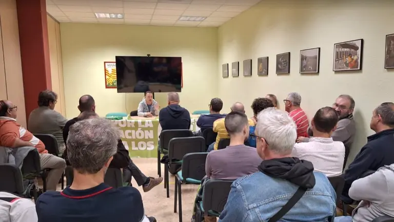 Participantes en la asamblea de OSTA celebbrada este s&aacute;bado en Zaragoza.