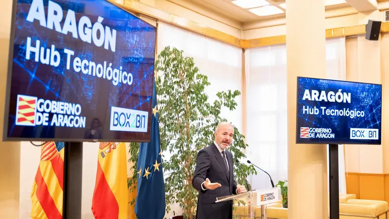 Jorge Azc&oacute;n en la presentaci&oacute;n de la inversi&oacute;n de Box2bit en Cari&ntilde;ena