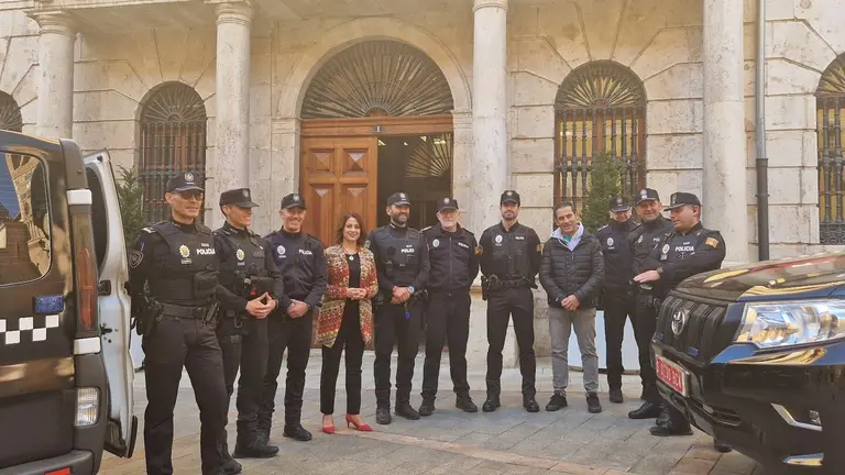 Agentes de la Polic&iacute;a Local de Teruel que se desplazar&aacute;n a Catarroja / Ayuntamiento de Teruel
