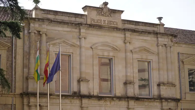 Fachada Palacio de Justicia de La Rioja