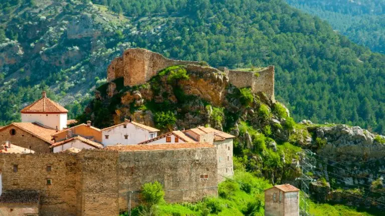 Linares de Mora es uno de los Pueblos M&aacute;s Bonitos de Espa&ntilde;a