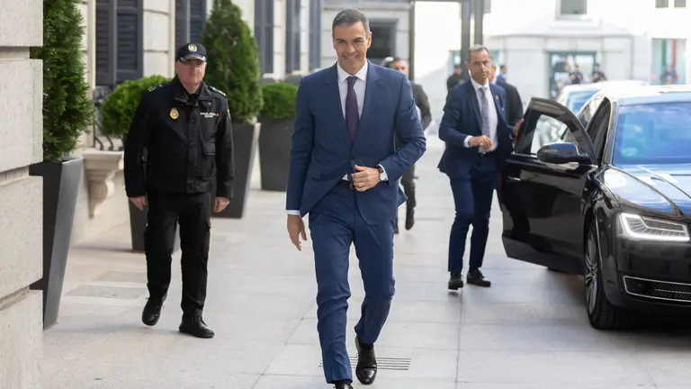 El presidente del Gobierno, Pedro S&aacute;nchez, a su llegada al Congreso en el pasado mes de junio