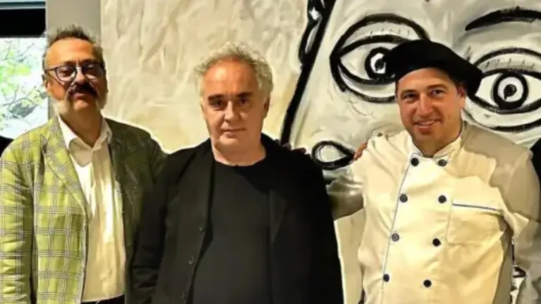 El chef Ferran Adri&aacute; en su paso por Zaragoza