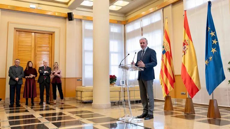 El presidente de Arag&oacute;n, Jorge Azc&oacute;n, anuncia la llegada de la gigafactor&iacute;a de Stellantis a la regi&oacute;n