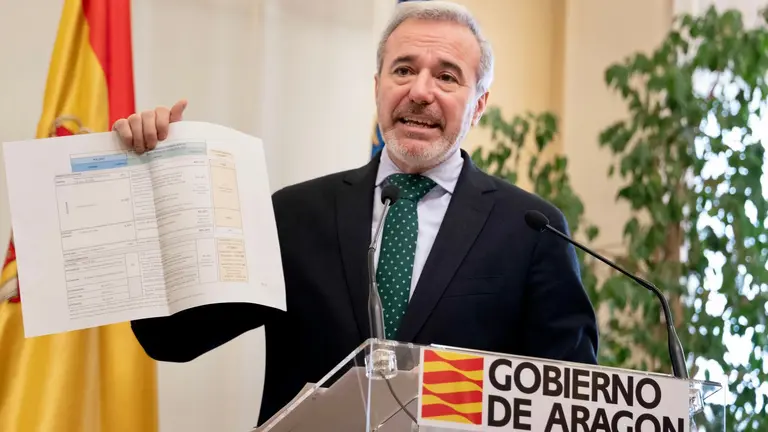 El presidente del Gobierno de Arag&oacute;n, Jorge Azc&oacute;n, en la rueda de prensa sobre financiaci&oacute;n auton&oacute;mica