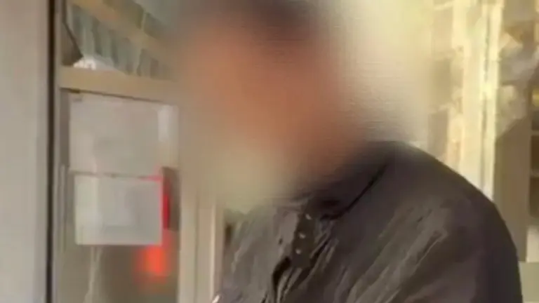 Imagen del hombre que atac&oacute; a las j&oacute;venes y que ellas mismas fotografiaron despu&eacute;s / Cedida a HOY ARAG&Oacute;N