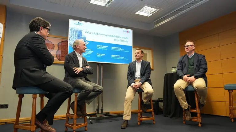 Javier Mart&iacute;nez, Ignacio Gracia, C&eacute;sar Fandos y y Jos&eacute; Luis Ezquerra ./ &Aacute;lvaro Calvo