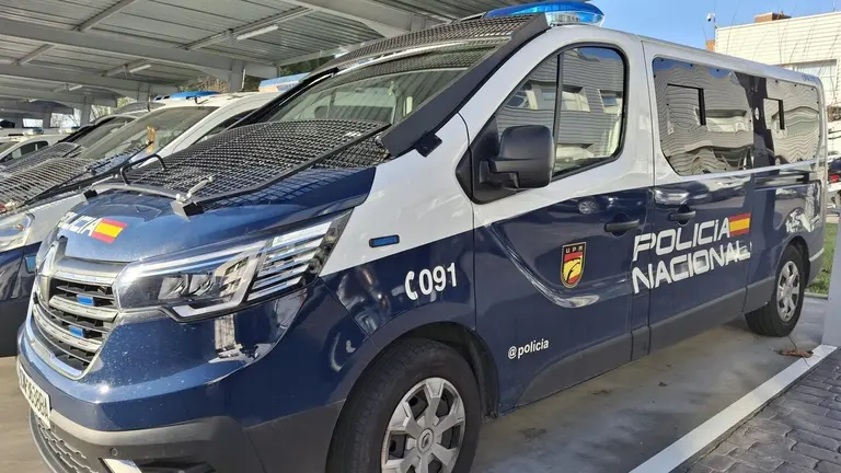Furgoneta de la Polic&iacute;a Nacional. / POLIC&Iacute;A NACIONAL