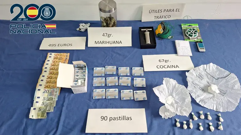 Art&iacute;culos intervenidos en el registro ./ Polic&iacute;a Nacional de Zaragoza