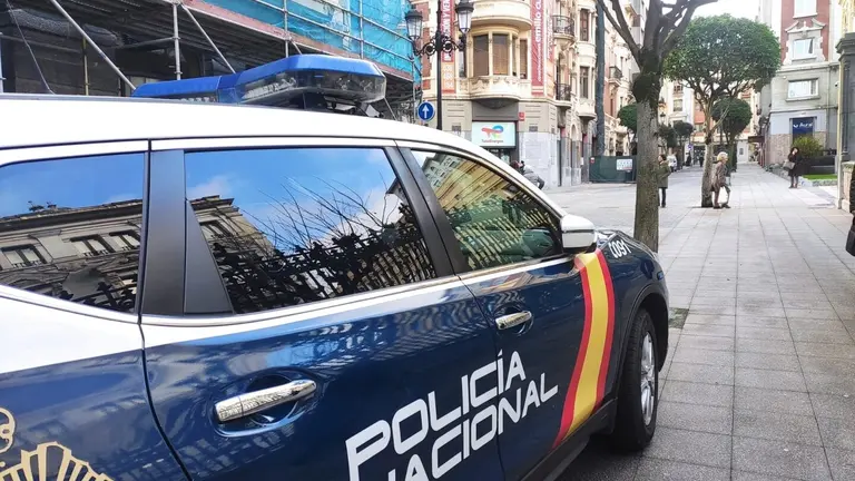 Polic&iacute;a Nacional./ EP