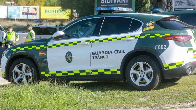 GUARDIA CIVIL.