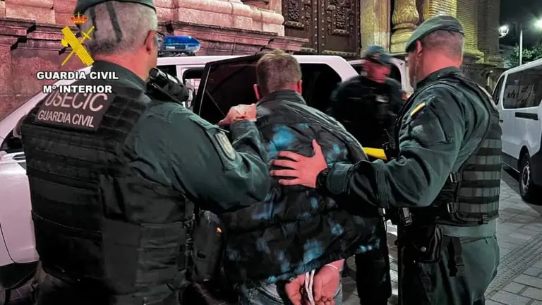 La detenci&oacute;n se produjo en la madrugada del 7 de octubre en Calatayud. / GUARDIA CIVIL