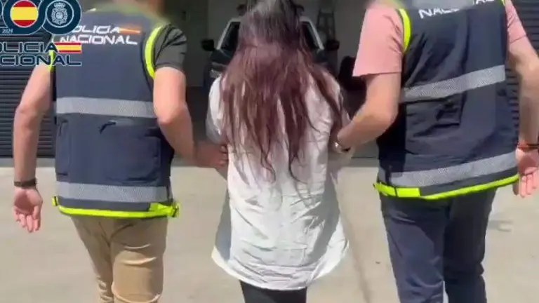 Imagen de otra mujer que fue detenida en Zaragoza por estafar a personas mayores/P.N.