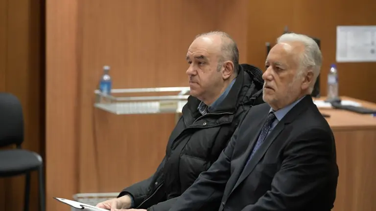 Manuel Reija y Miguel Reija, lotero y exdelegado provincial de Loter&iacute;as y Apuestas del Estado acusados de quedarse con un boleto de una Primitiva millonaria y juzgados por estafa y blanqueo de capitales