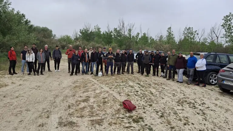 Un grupos de voluntarios que acompa&ntilde;aron a la familia de Cebolla en uno de los d&iacute;as de b&uacute;squeda/Cedida a H.A.