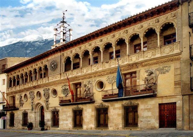 Las plazas más bonitas de Aragón