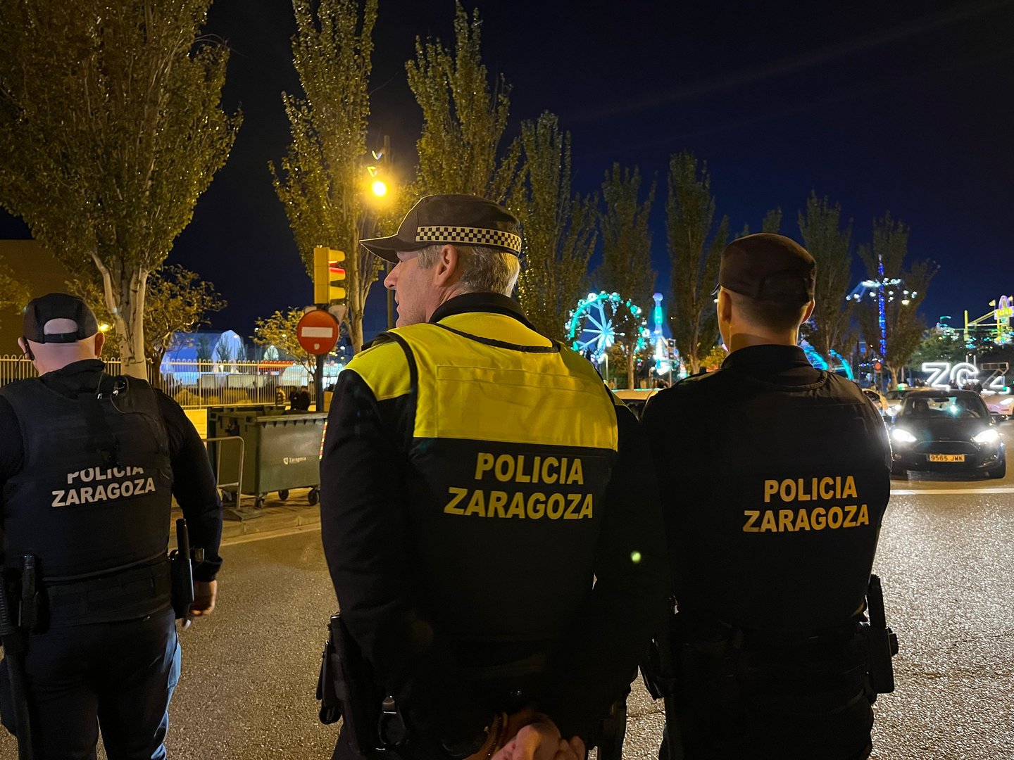 Vigilancia policial en el Recinto Ferial de Valdespartera / Cecilia Policart