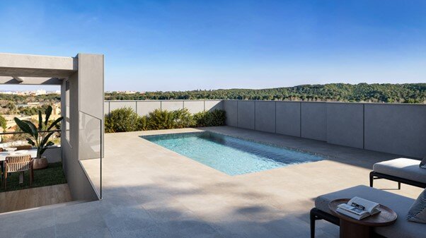 Infografía que recrea la parte de la terraza de una de las viviendas en planta ático, con piscina propia / Gestión Común