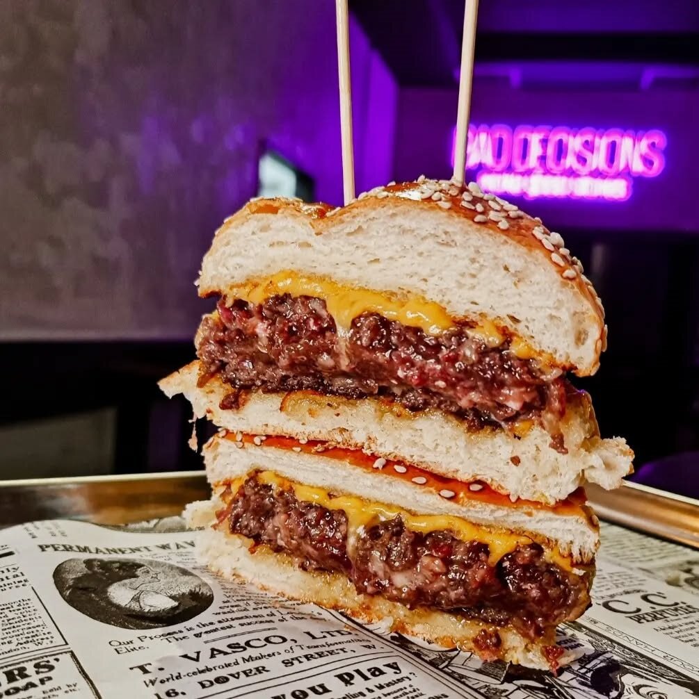 Esta dirección es ideal para adictos a la carne / Canibal Royal