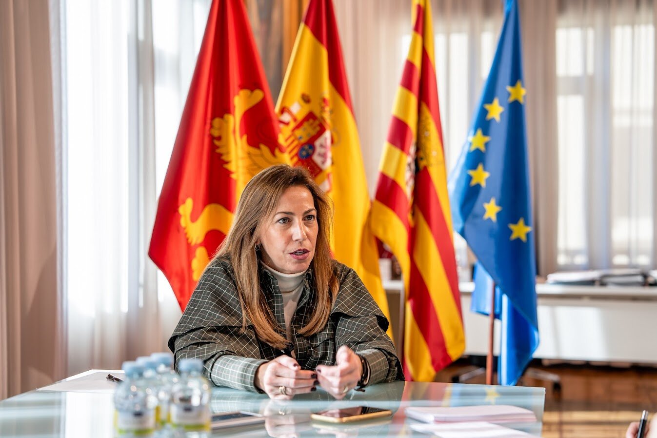 La alcaldesa, Natalia Chueca, durante la entrevista con HOY ARAGÓN. HA