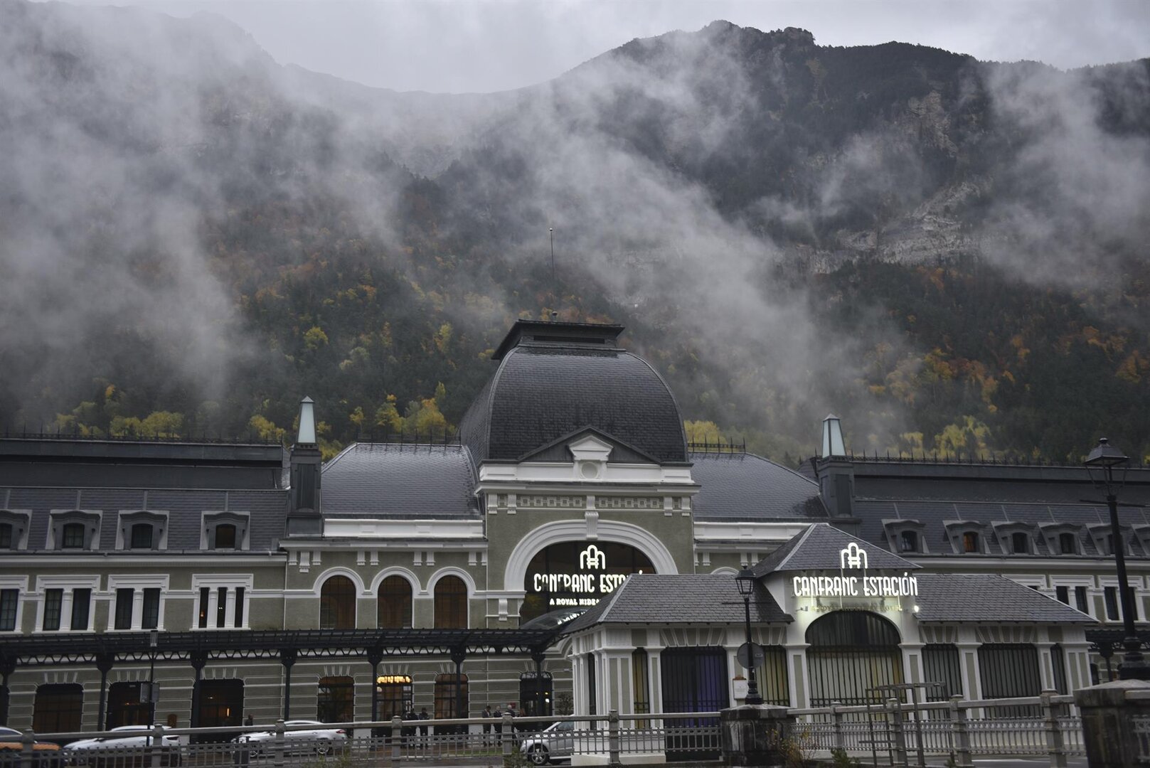 Estación Internacional de Ferrocarril de Canfranc. / E.P.