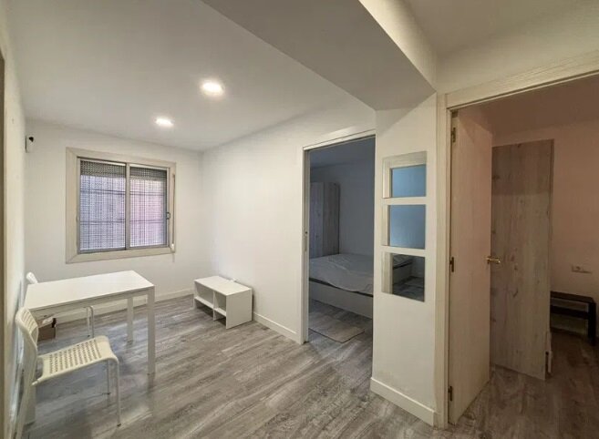 Vivienda de tres habitaciones y 49 m2 en Las Fuentes / Idealista