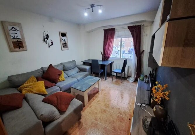 Piso de cuatro habitaciones en venta en Fray Luis Urbano / Idealista
