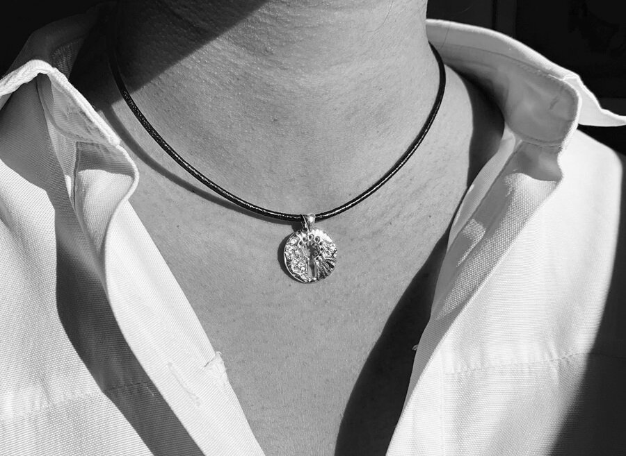 Piró fue pionero a la hora de modernizar la imagen de la Virgen del Pilar en joyería
