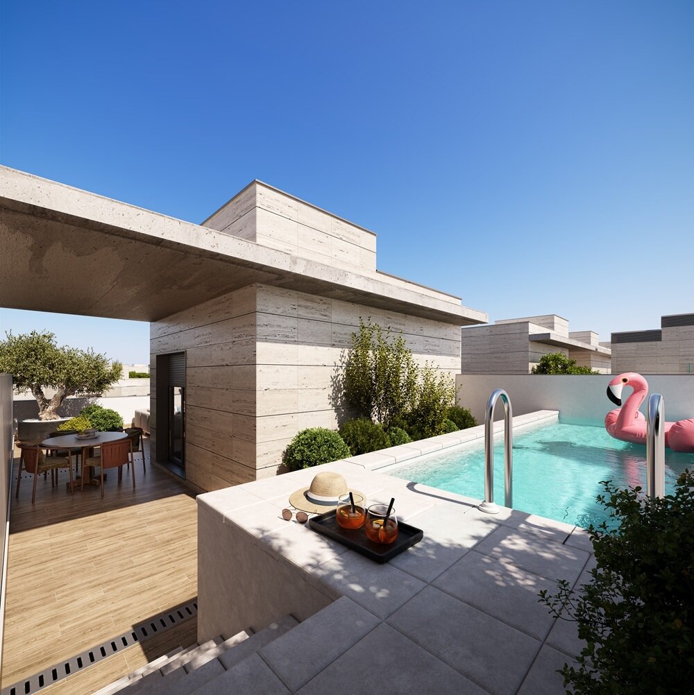 Piscina privada en el ático para disfrutar del aire libre / Cas Inmobiliaria