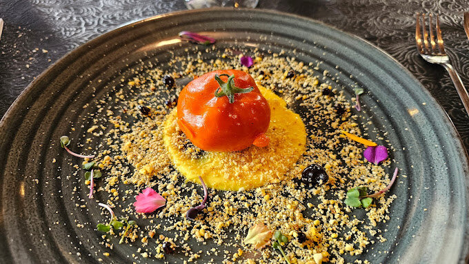 Trampantojo tomate restaurante Mazmorra